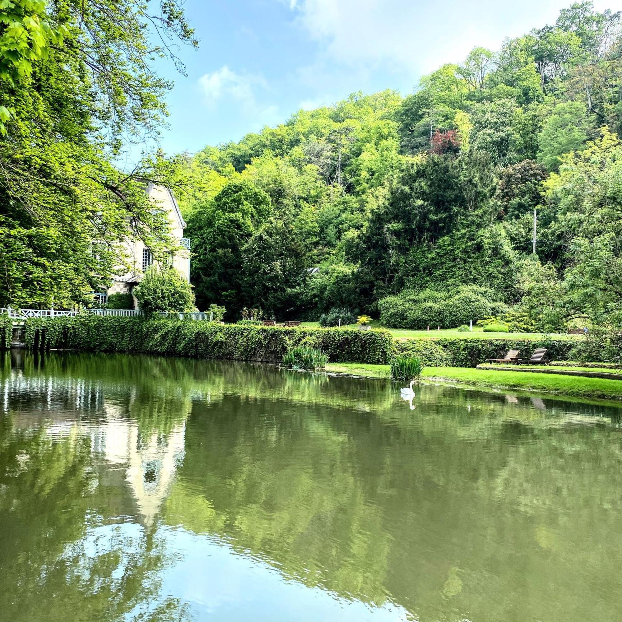 Le Moulin De Connelles Hotell Eksteriør bilde
